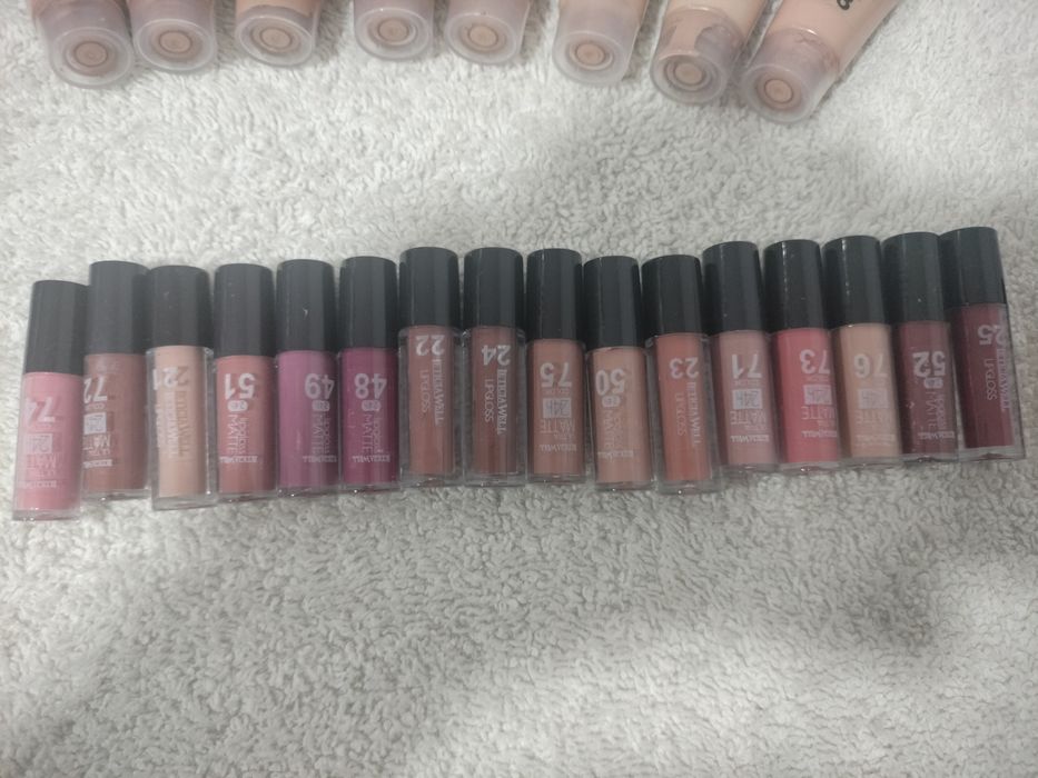 Vende-se conjunto de maquilhagem