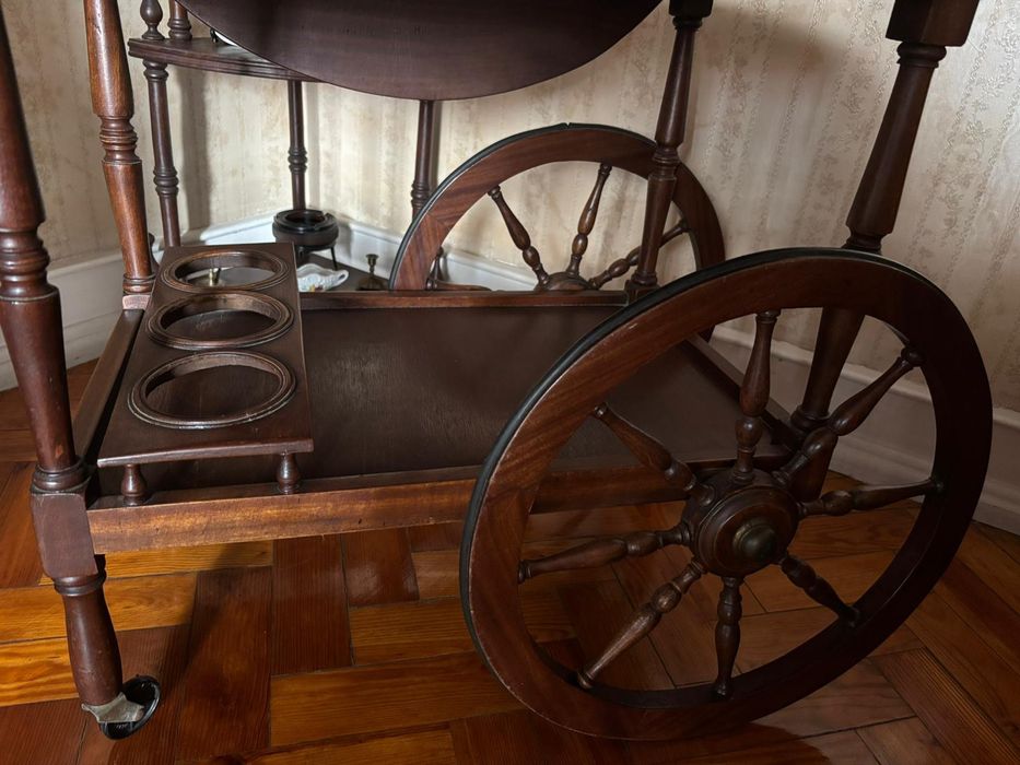 Carrinho de chá vintage