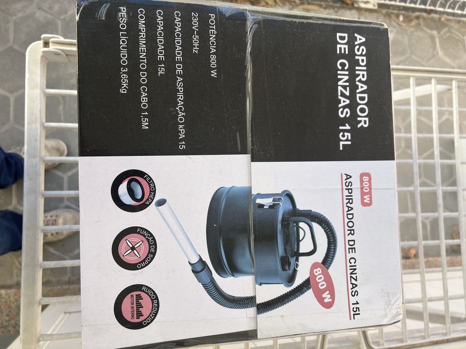 Aspirador de cinza 800 W- novo