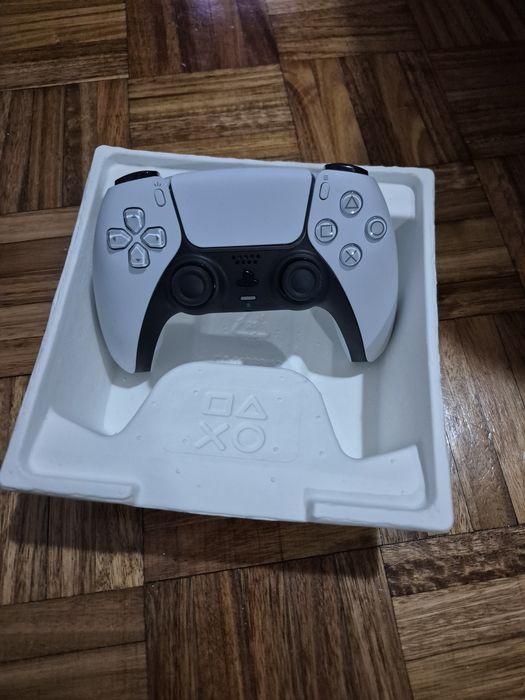 Comando Ps5 novo ainda na garantia