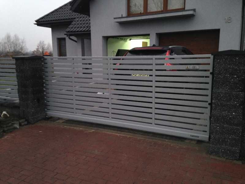 szlaban pilot napęd bramy garażowe ogrodzeniowe sprzedaż montaż serwis