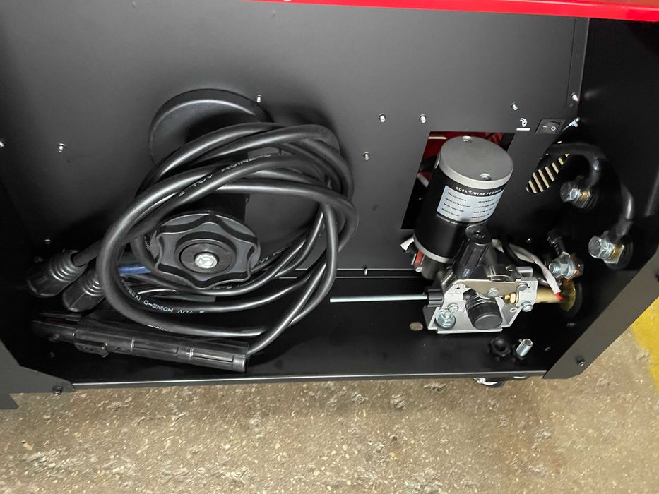 Máquina Multi processo RED STAR Maximig 250