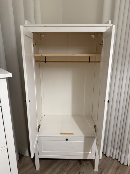 Venda de guarda vestidos crianca IKEA