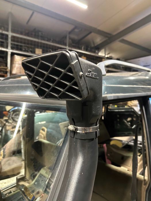 Land Rover Discovery 300 peças usadas proteções de faróis