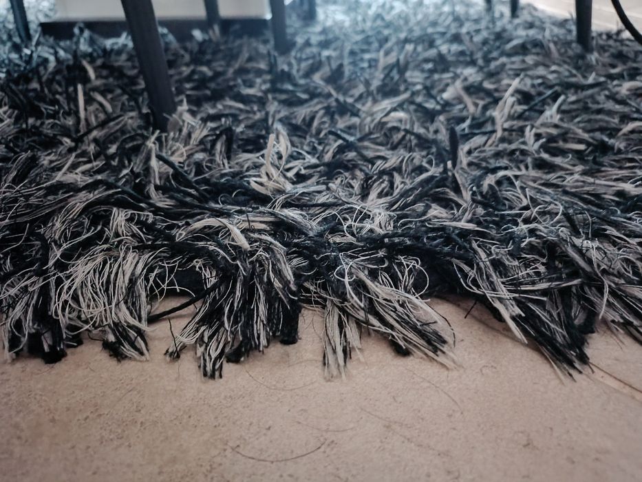 Tapetes shaggy misto Black 160x230