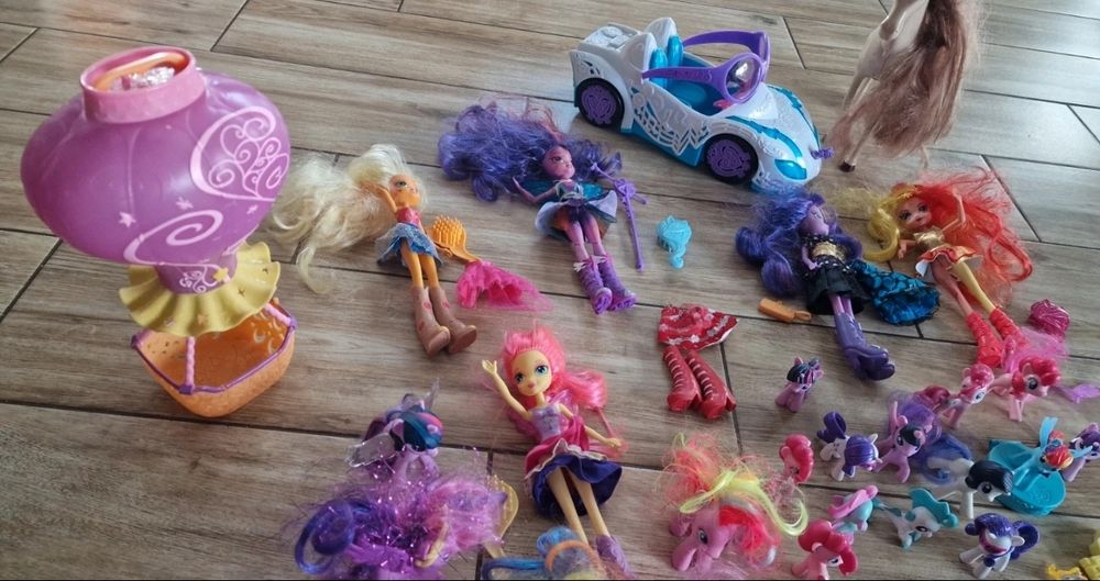 Zestaw Kucyki Pony Equestria Girls plus przybory my little pony