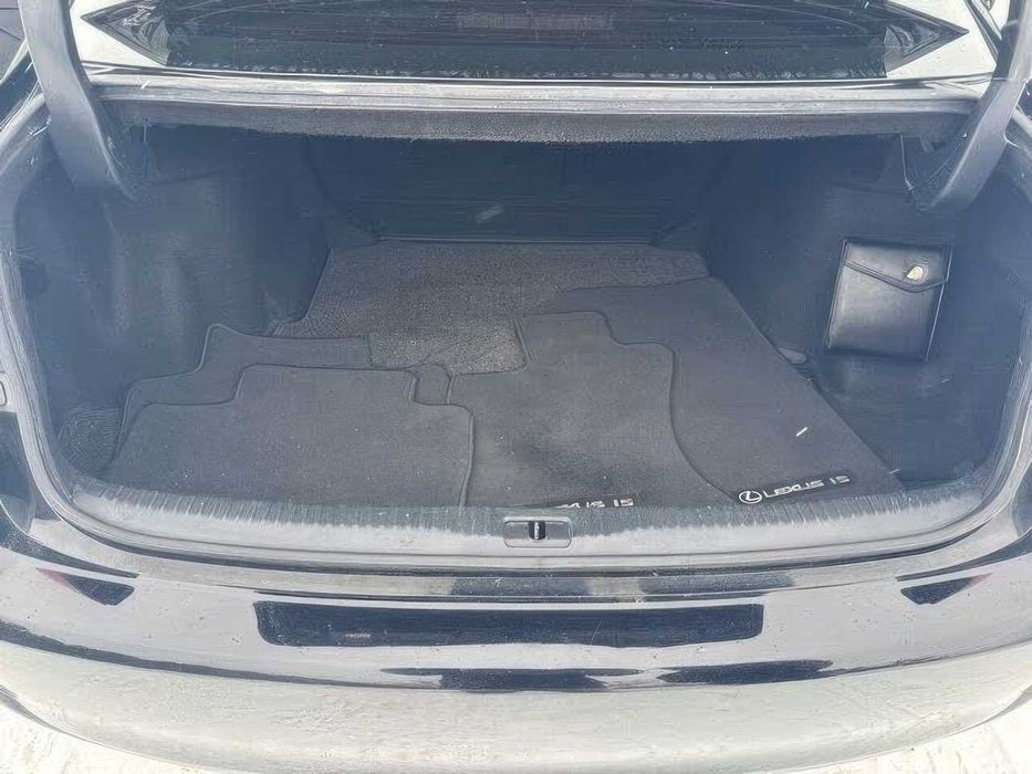 Lexus IS 300      2016