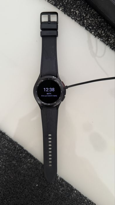 Продаю розумний годинник Smart  Watch Samsung Galaxy 4 Classic 42ml