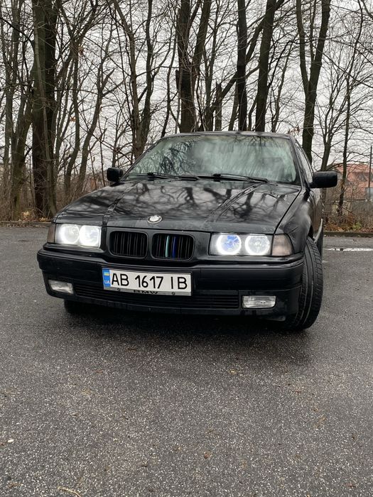 Продам автомобіль BMW e36