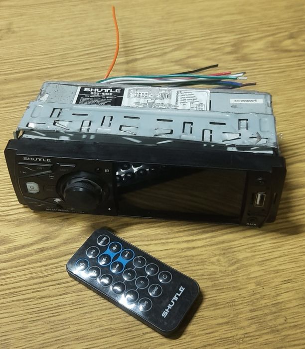 мультимедийный ресивер Shuttle SDU-4050.