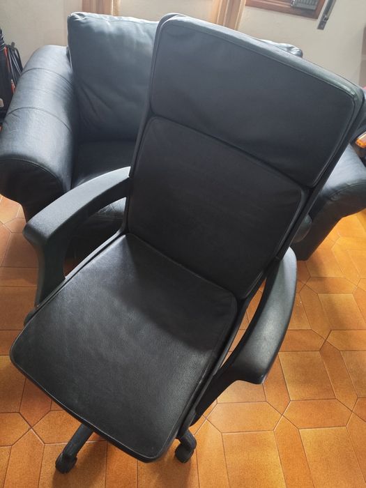 Cadeira escritório giratória
