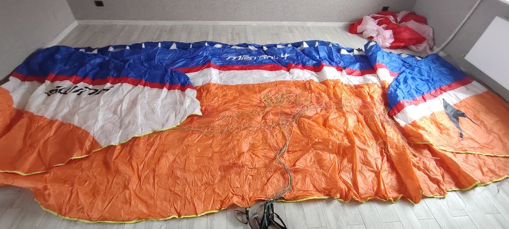 Продам параплан Swing