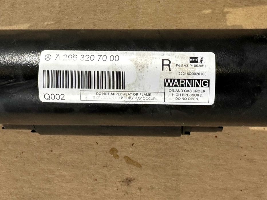 Амортизатор задній правий Mercedes EQS A2963207000 А 296 320 70 00