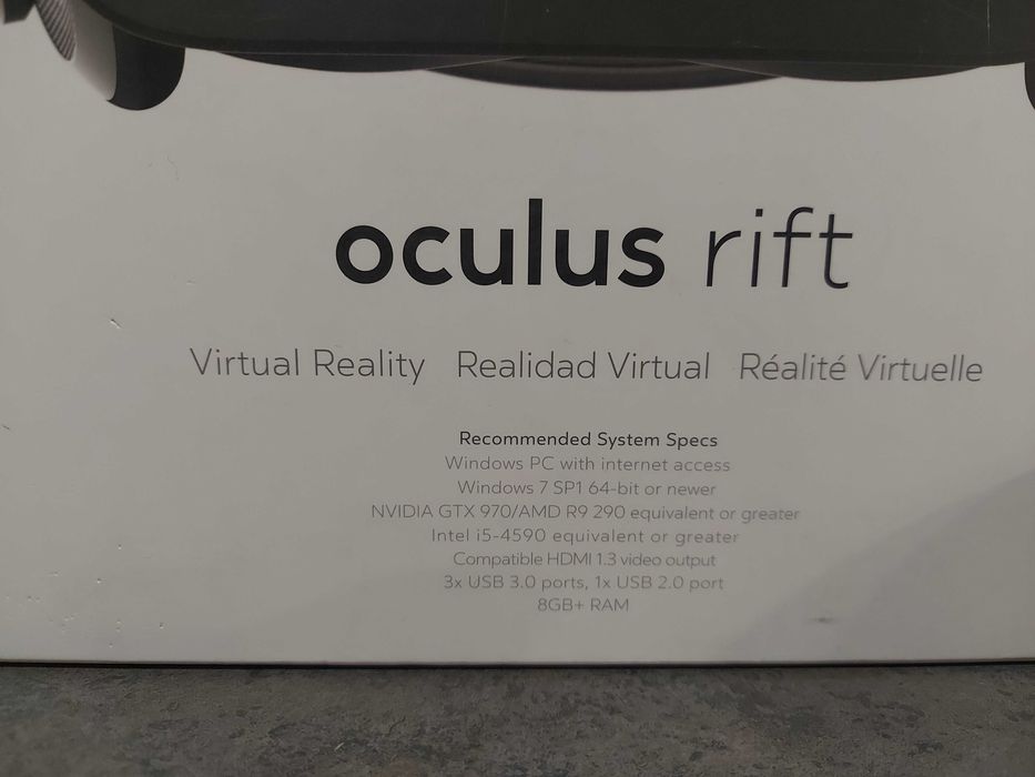 Oculus Rift (CV1) komplet w pudełku