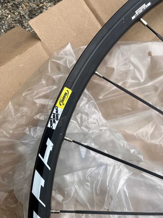 Roda Mavic Cross Ride