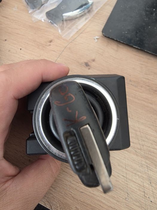 Замок з ключем Keyless Go Mercedes W220