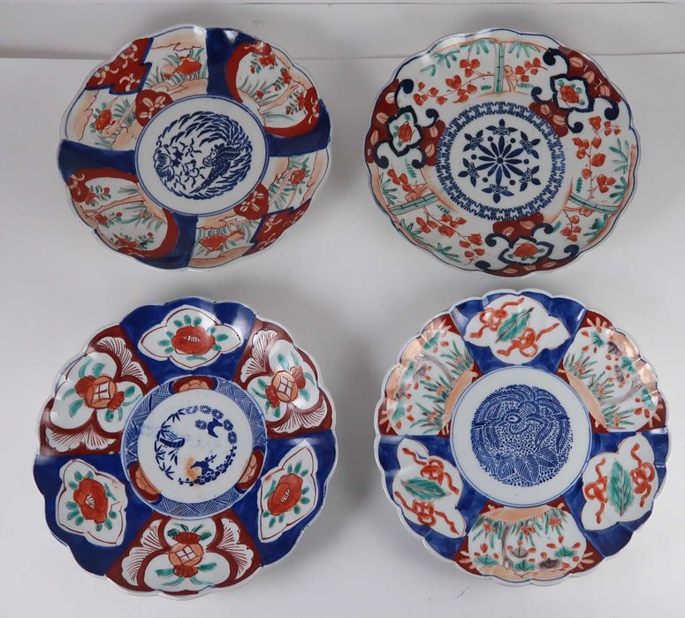 Lote de 4 pratos orientais Séc. XIX/XX
