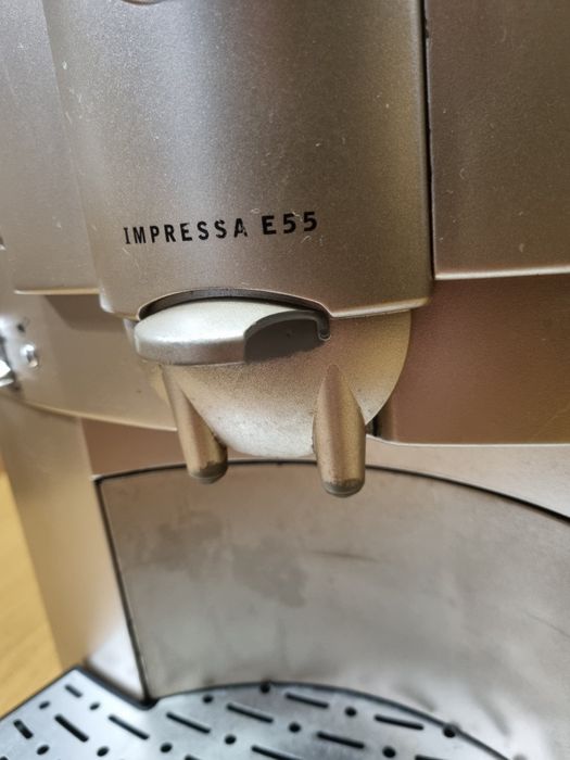Ekspres do kawy Jura Impressa E55 espresso, spieniacz
