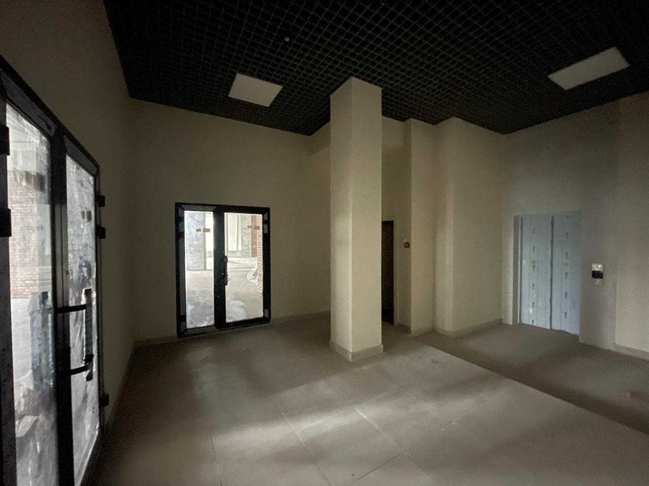 Оренда комерційного приміщення 362 м | ЖК Manhattan City | Без ремонту