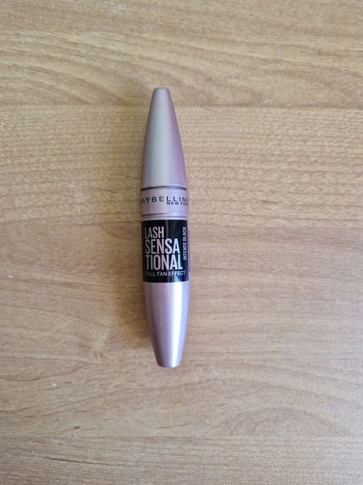 Tusz do rzęs Maybelline Lash Sensational Intense Black