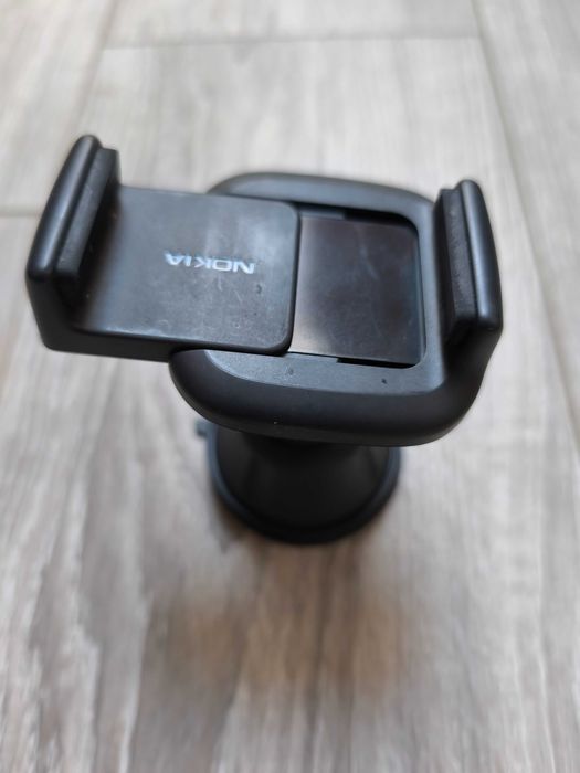 Uchwyt na telefon do samochodu