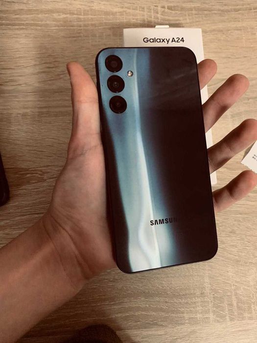 Продаю Samsung Galaxy A24 (128 ГБ) – Ідеальний стан!