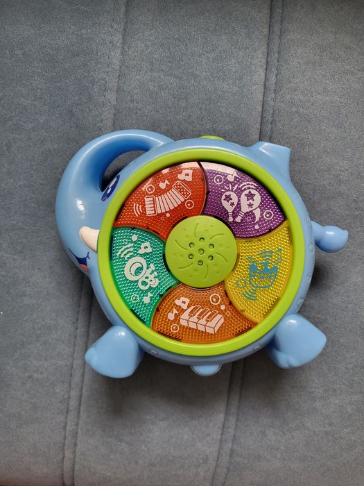 Słonik muzyczny pchacz/sorter firmy Dumel