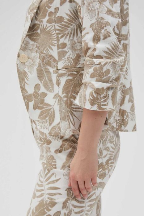 Marynarka damska wzór roślinny rozmiar M