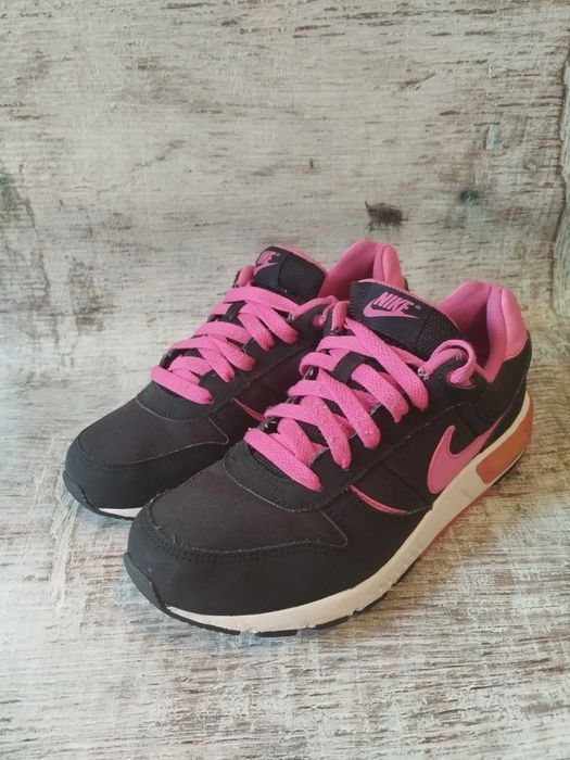 Nike,wysylka gratis.