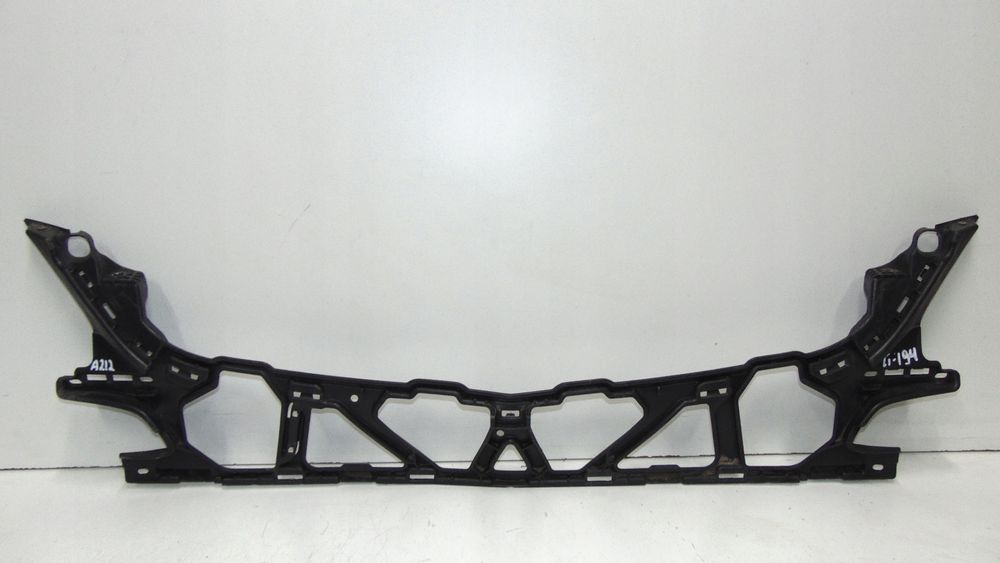 ślizg wspornik zderzaka mercedes benz e klasa w212 a2128853965