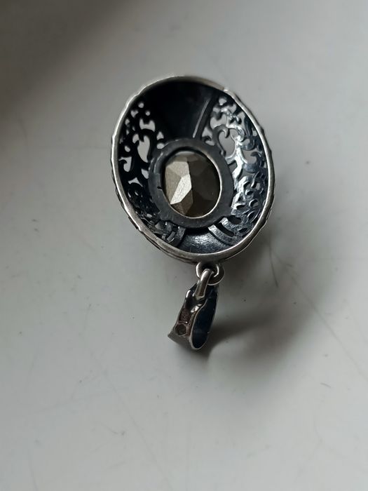 Wisior Srebrny / Kamień