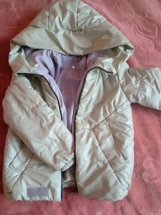 Весняна куртка, вітровка для дівчинки