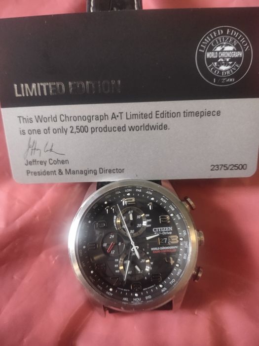 Продам сонячний ! CITIZEN (зарядка йде від сонця,світла) годинник, хронограф.вип
