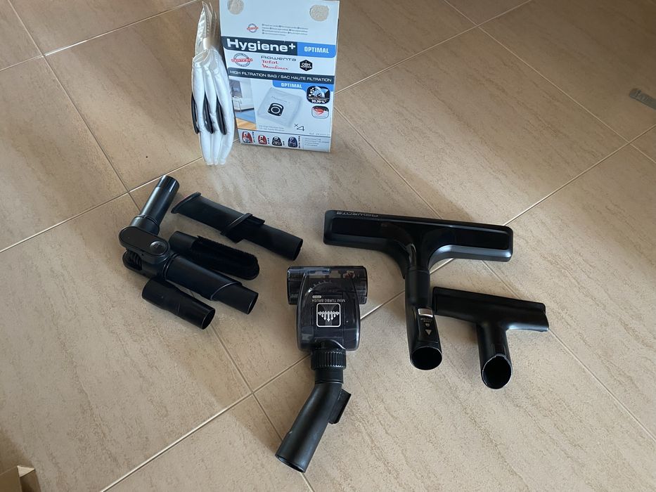 Aspirador Rowenta Silence Force + Sacos