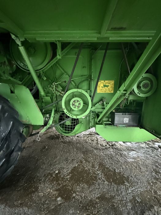 Свіжопривезений John Deere 1065 , Klima, жатка 3,65 візок Хороший стан