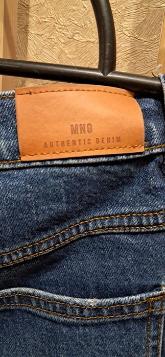 Джинси Mango (MNG) Mom Jeans