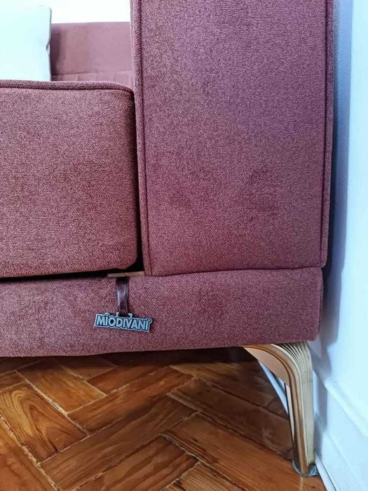 Sofá Cama 3 Lugares | 2 em 1 | Cor Tijolo Premium | Usado, como Novo > Lisboa