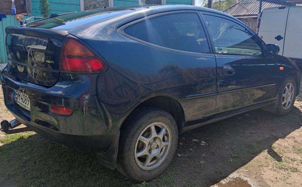 Продам Mazda323c
