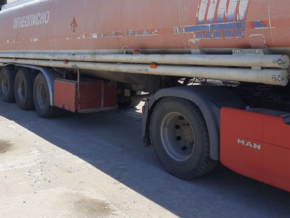 Цистерна полуприцеп цистерна тара 5700 кг