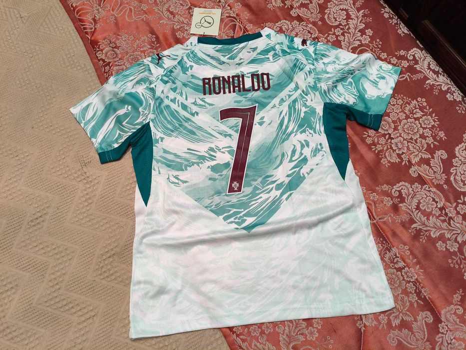 Camisola Criança Ronaldo Equipamento Portugal Branco | 2026