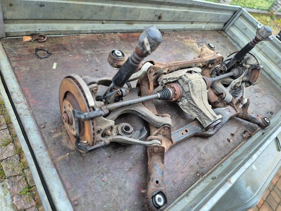 AUDI A5 8T A4 B8 QUATTRO 2.0 TDI wózek sanki zawieszenie 8K0