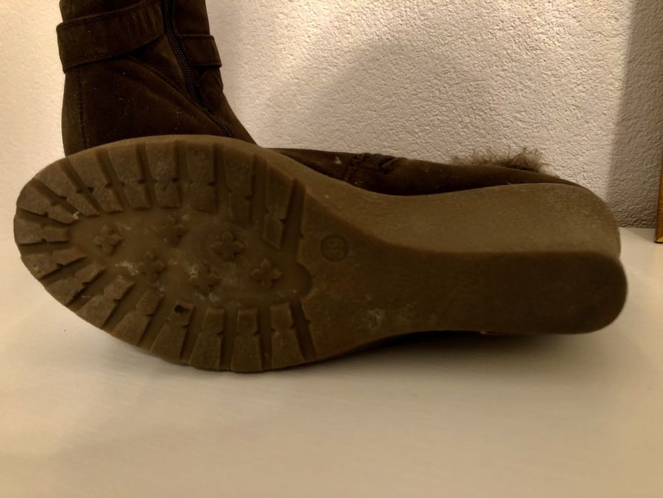 Kozaki zamszowe ocieplane 39 UGG?