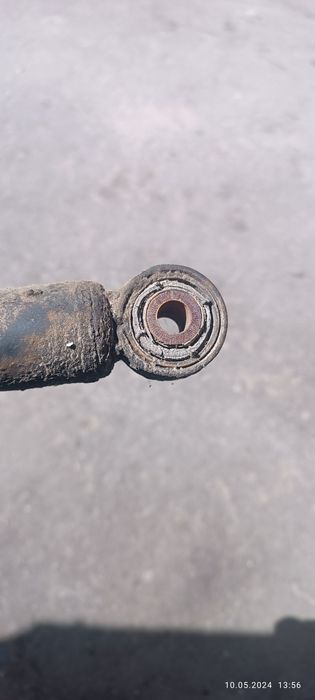 Амортизатор VW golf 5-6 задній