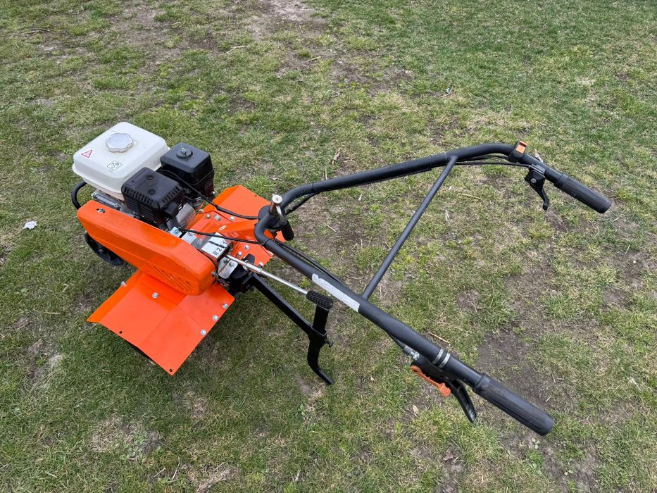 Glebogryzarka z silnikiem Hondy