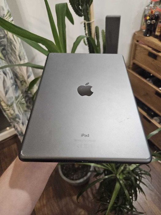 Apple iPad 8. generacji 64 GB