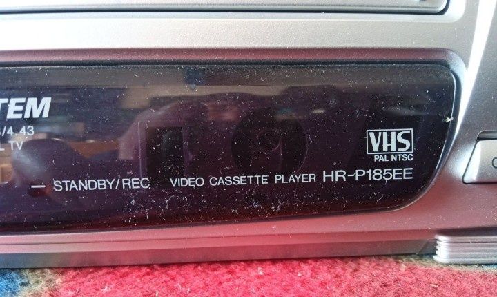 Видеомагнитофон JVC в отличном состоянии в коллекцию