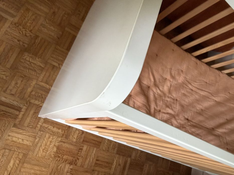Cama grades / berço bebé TRAMA madeira + colchão