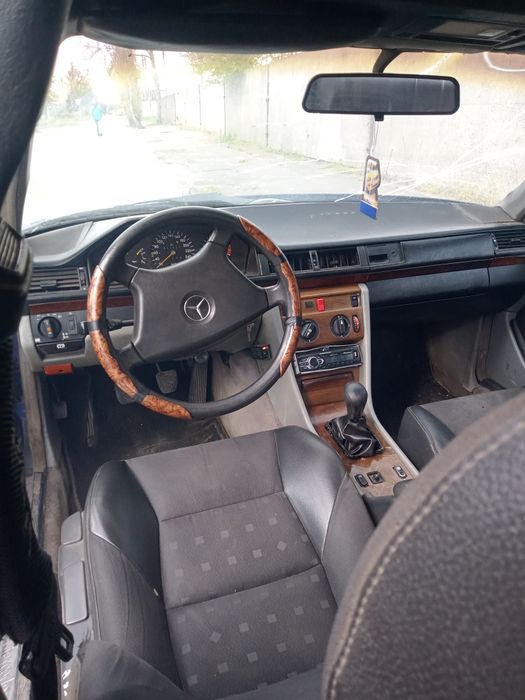 Продам w124 2.6 г/б