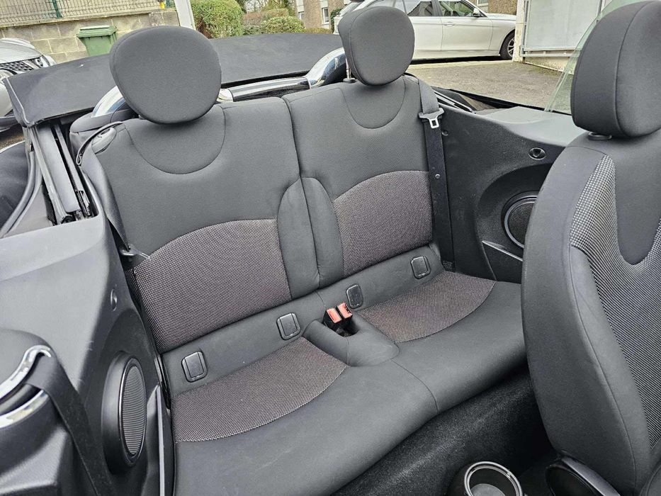 Mini cooper 1.6 d cabrio