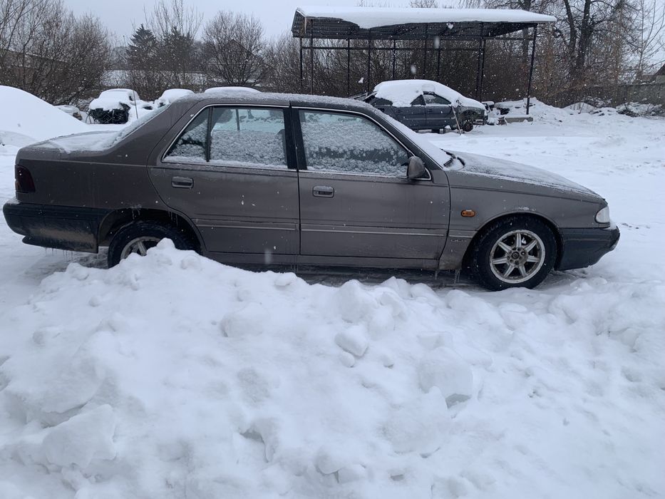 Продам hyundai sonata 1992p.в 2.0 бензин, не на ходу